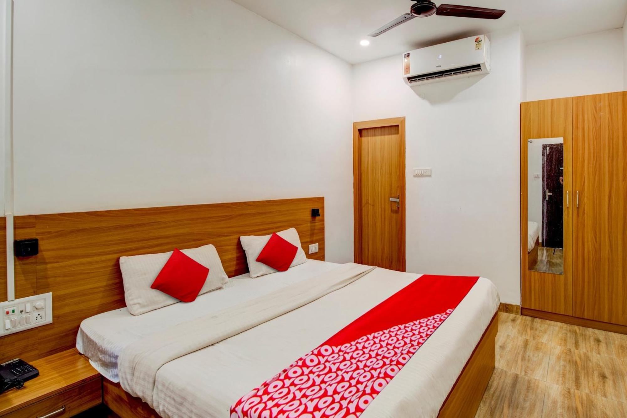 Hotel O Hill View Residency Near Aca Stadium 구와하티 외부 사진