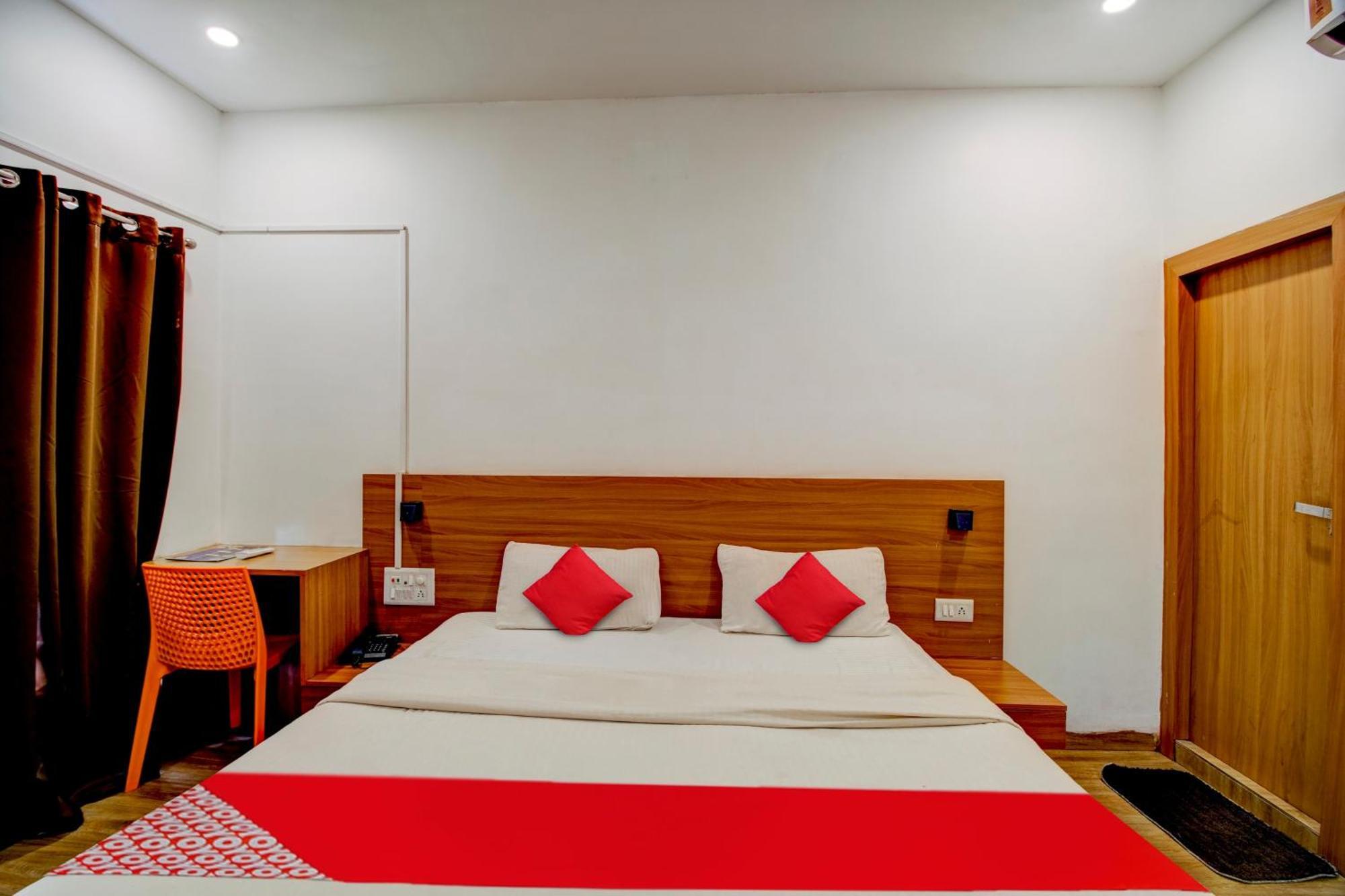 Hotel O Hill View Residency Near Aca Stadium 구와하티 외부 사진