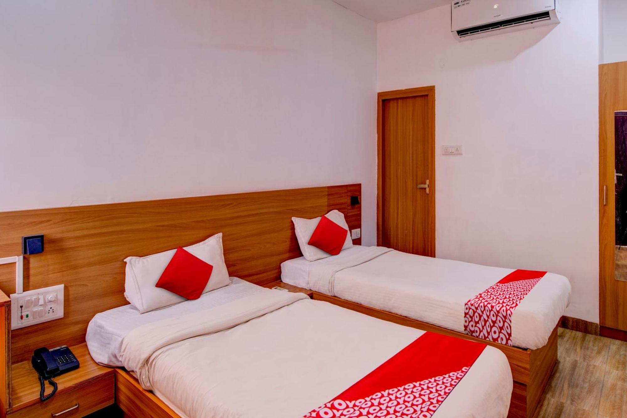 Hotel O Hill View Residency Near Aca Stadium 구와하티 외부 사진