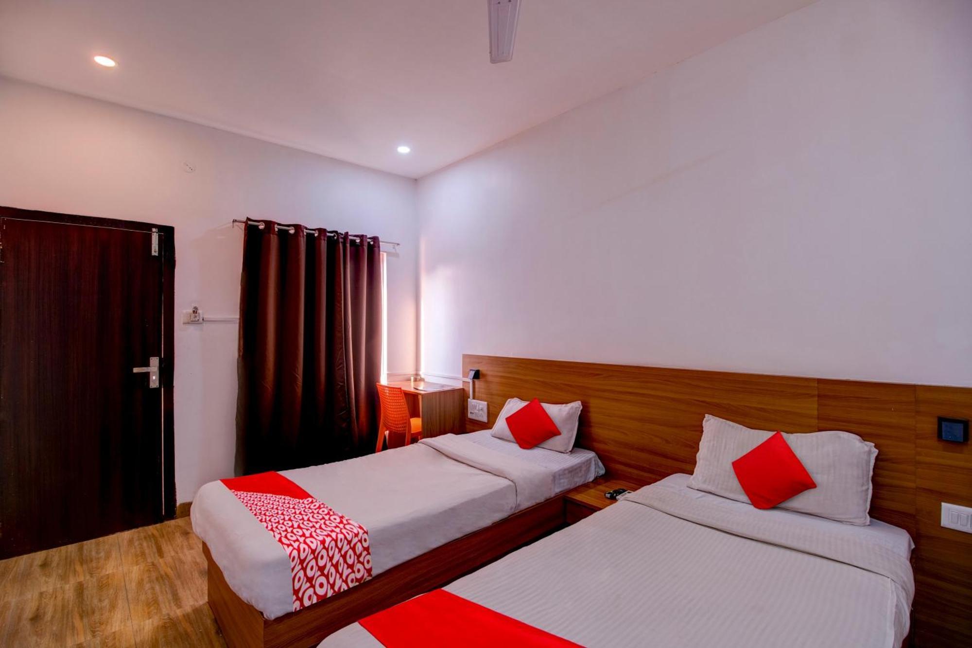 Hotel O Hill View Residency Near Aca Stadium 구와하티 외부 사진
